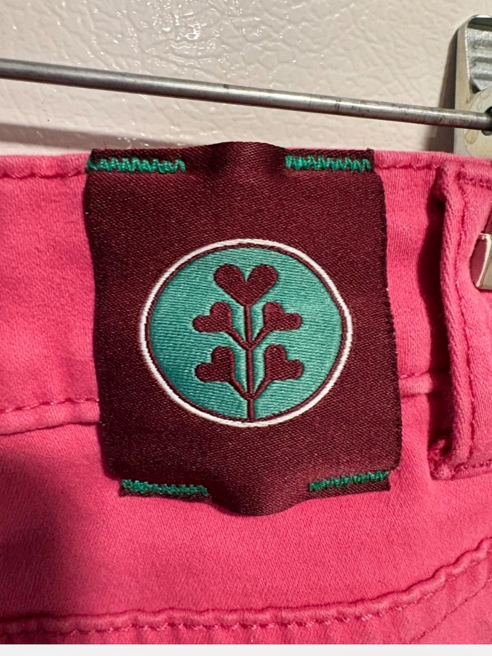 Velvet Heart fuchsia / hot pink skinny jeans - Picture 3 of 5